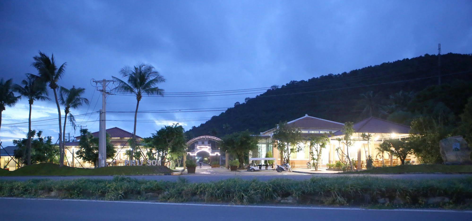 דואונג דונג Phu Son Village Resort מראה חיצוני תמונה
